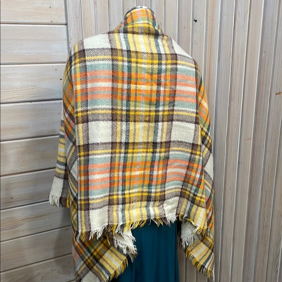 Source Unknown Multicolor Plaid Scarf - Picture 2 of 3